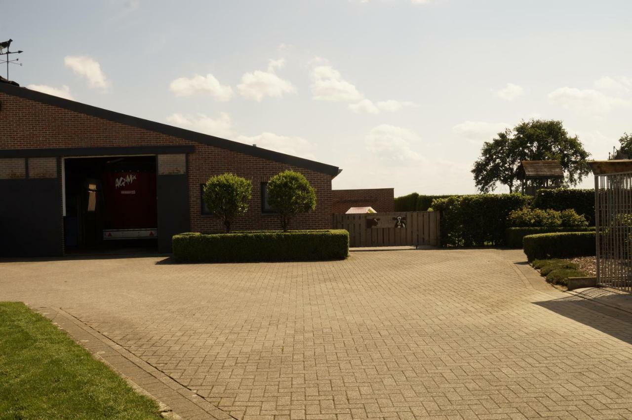 Kampenhof Villa Maaseik Exterior foto